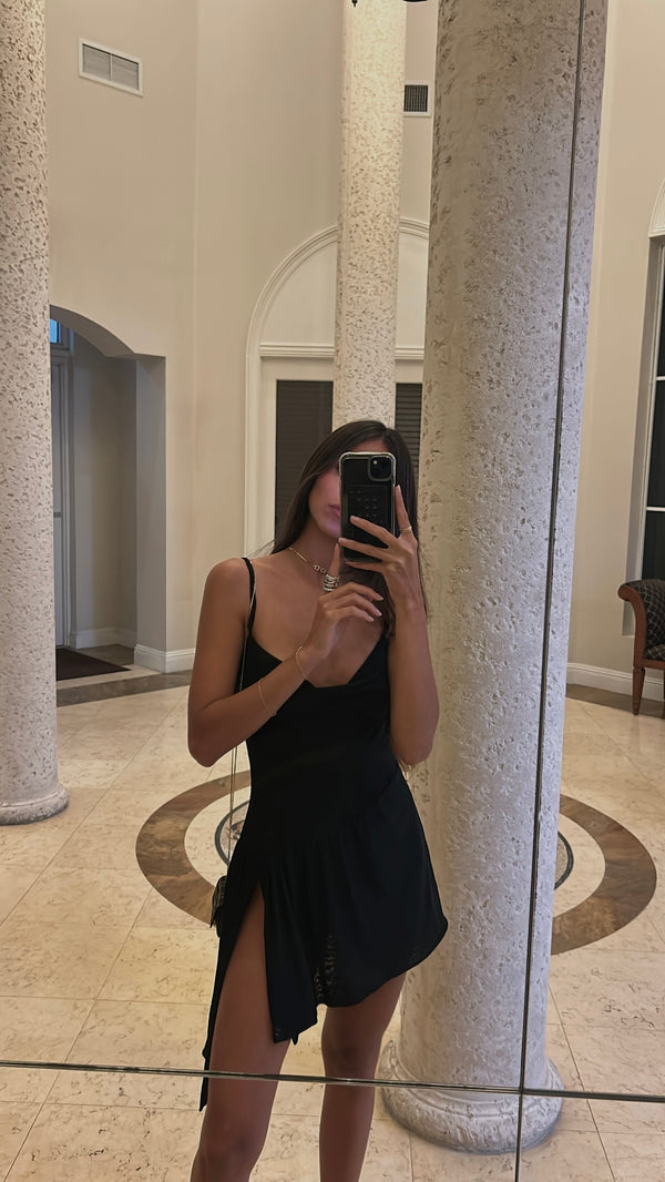 THE BLACK MINI DRESS